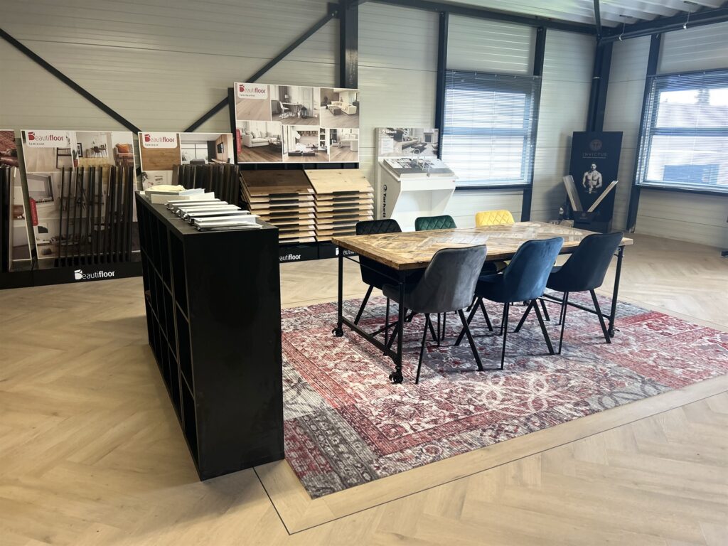 Contact met Veensche Vloeren Specialist